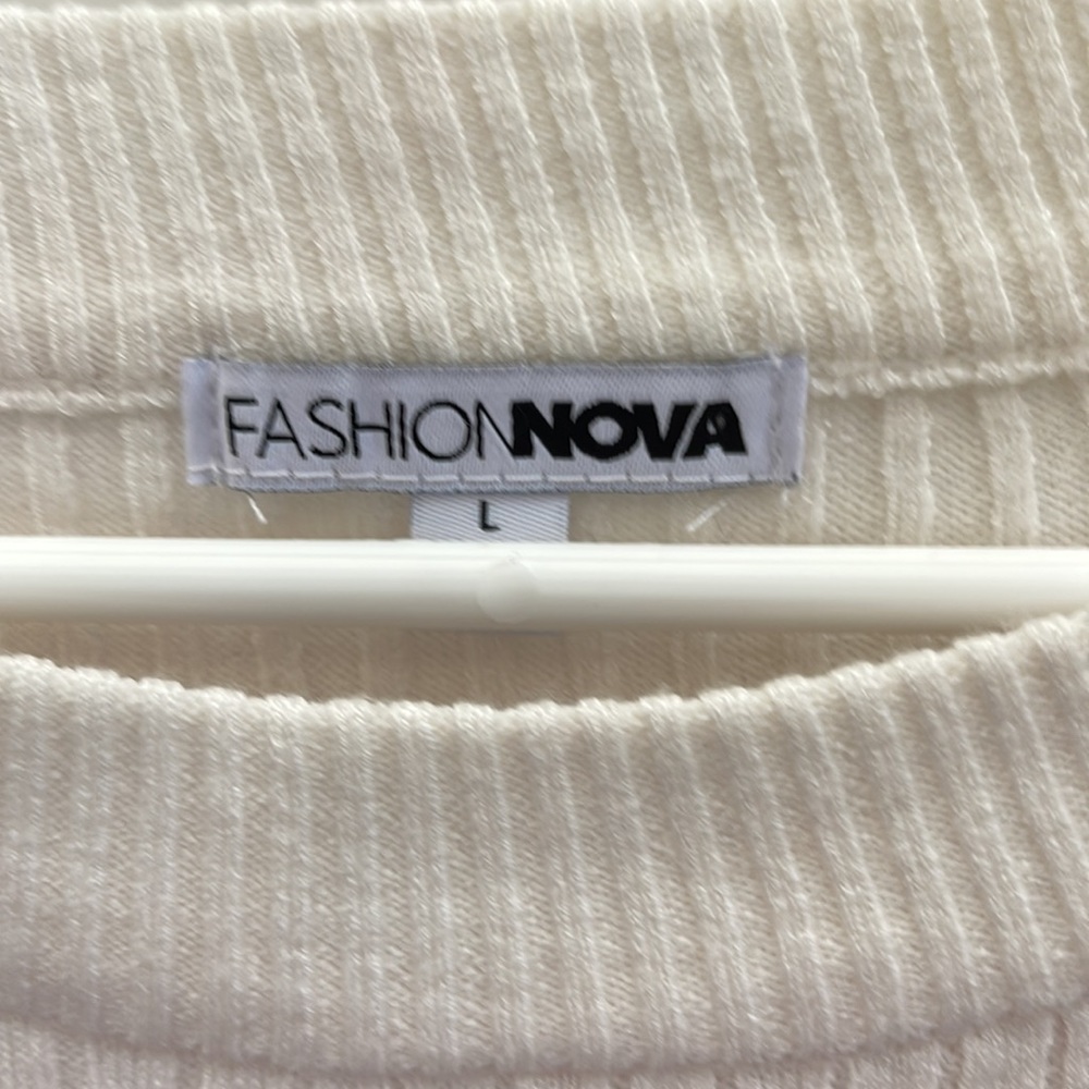 Sweater - Picture 2 of 3